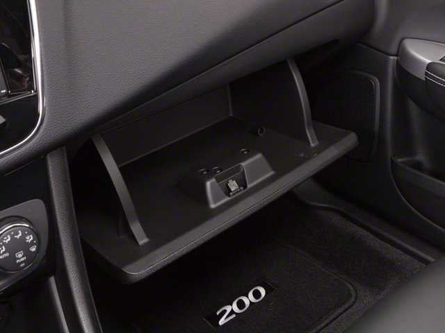 2013 Chrysler 200 S