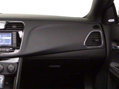 2013 Chrysler 200 S