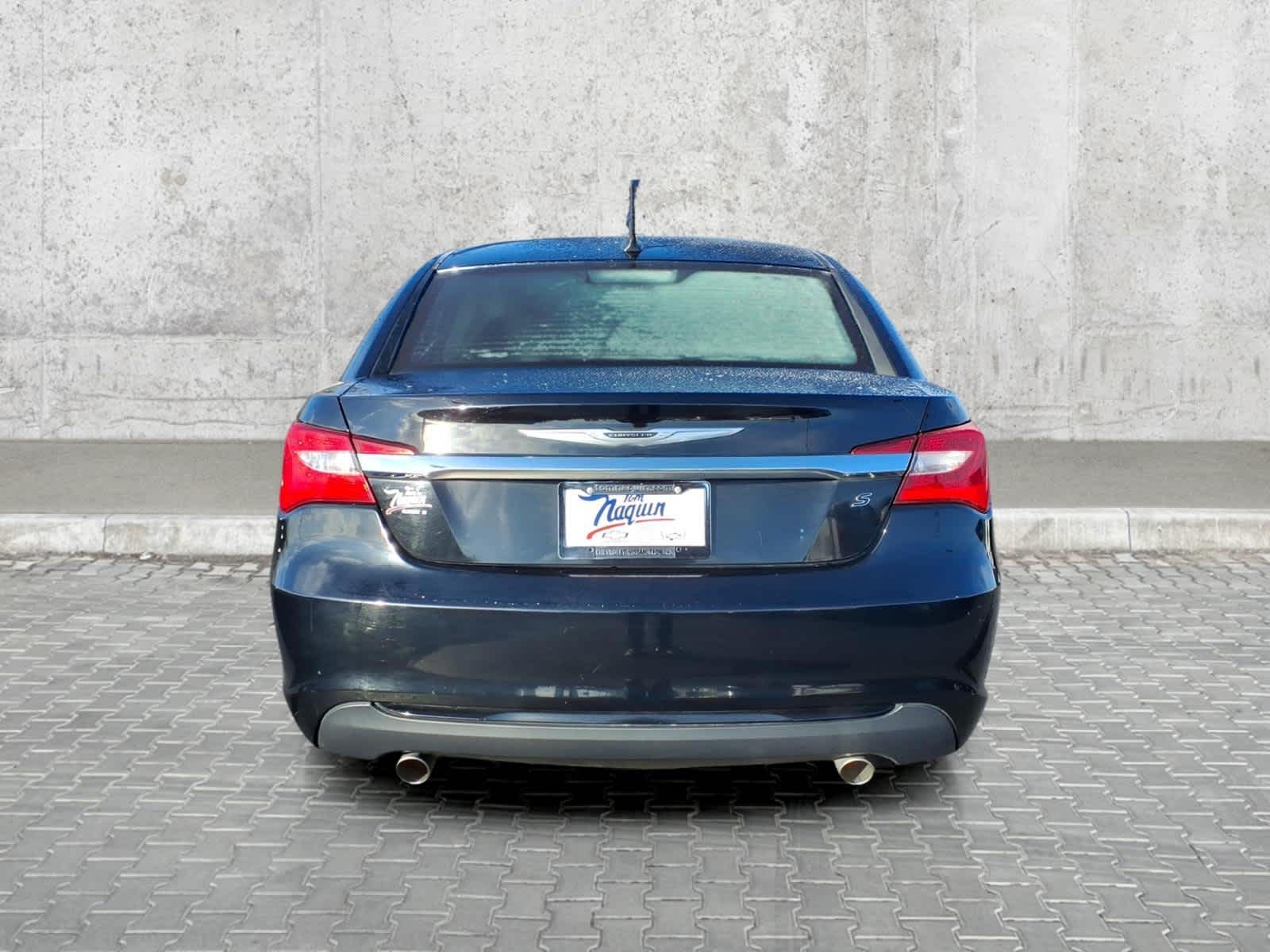 2014 Chrysler 200 Limited