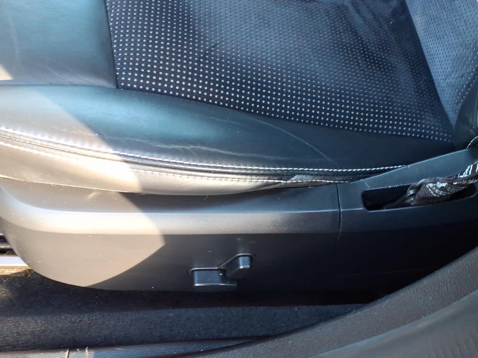 2014 Chrysler 200 Limited