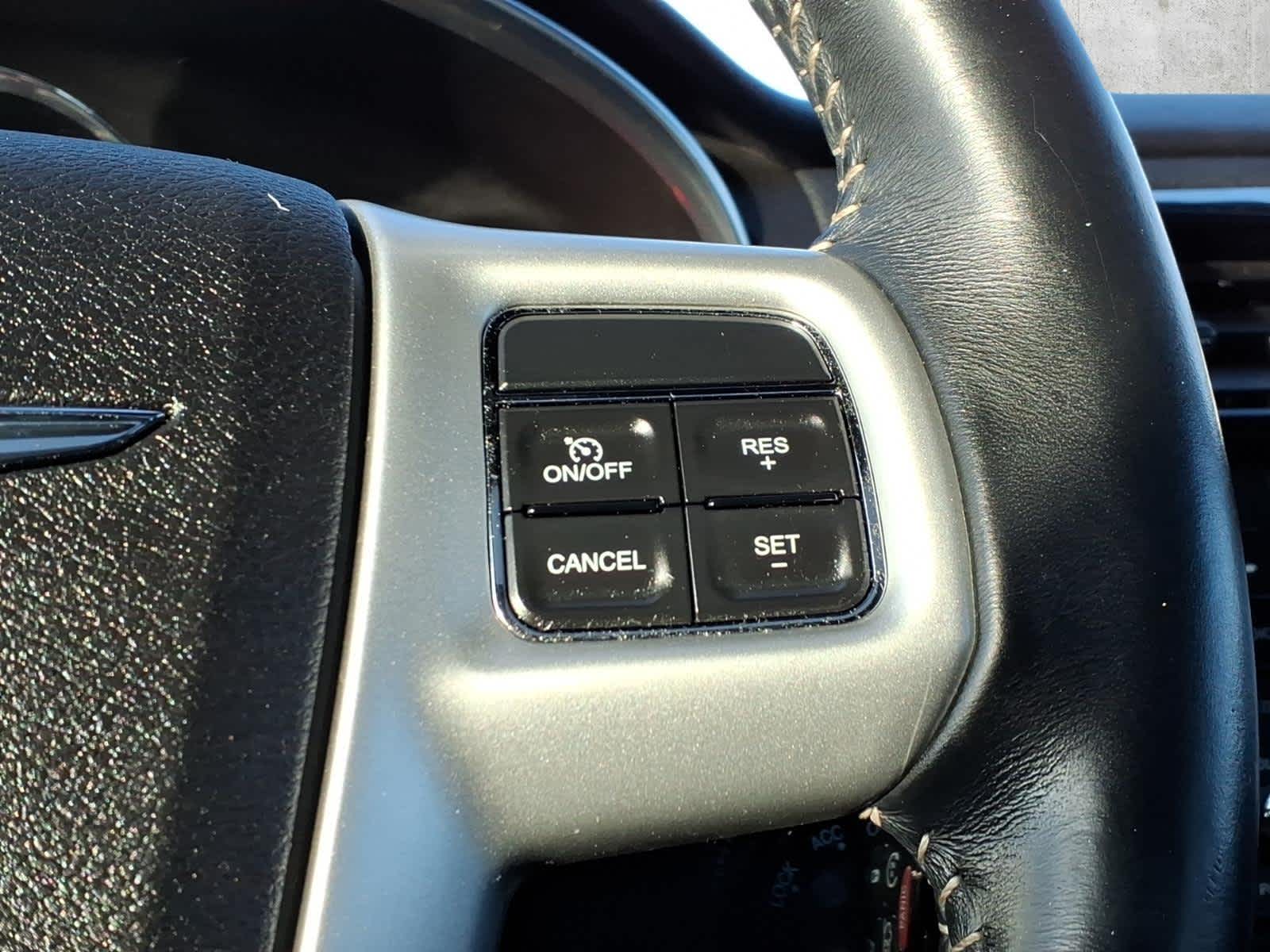 2014 Chrysler 200 Limited