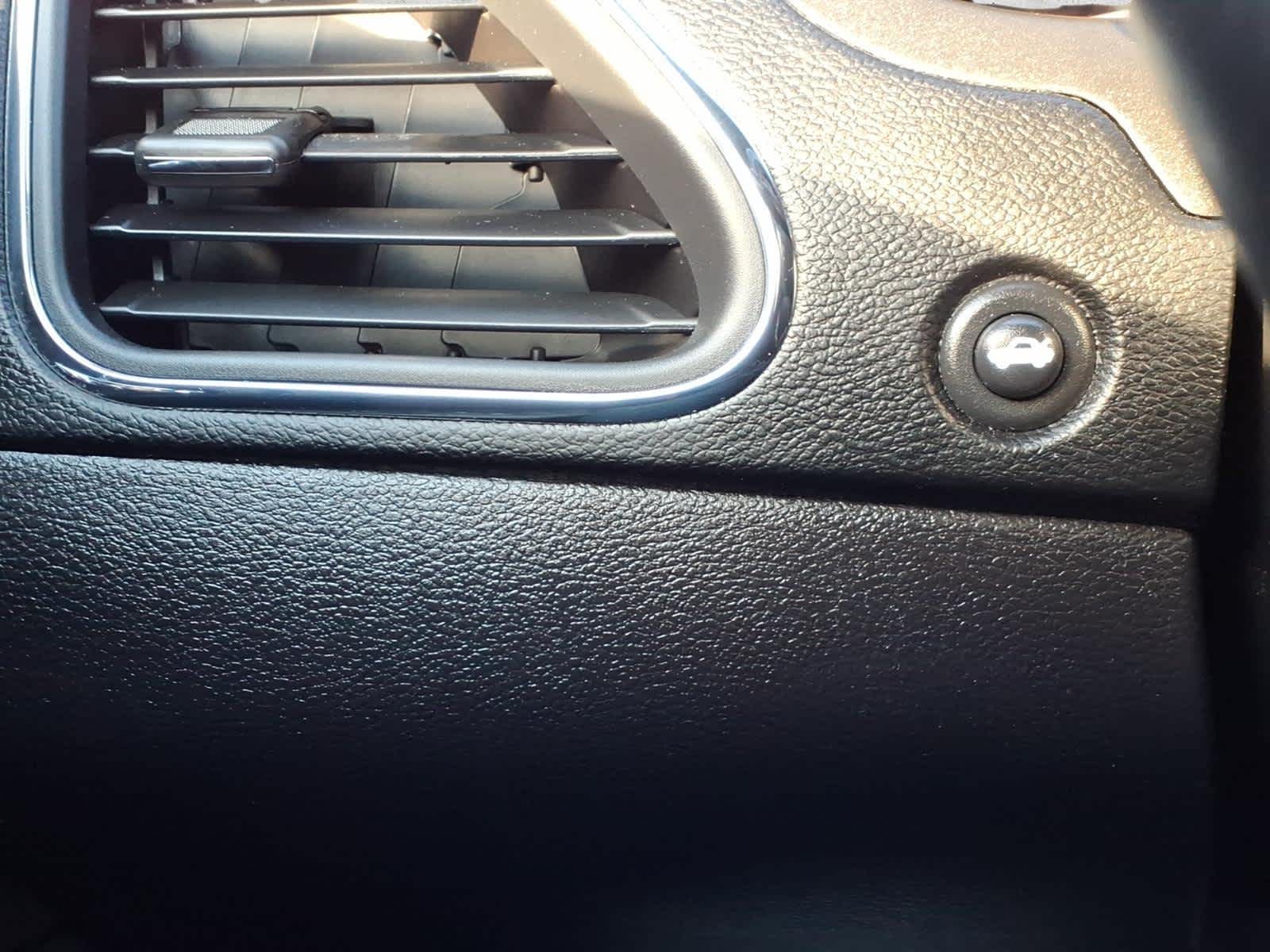 2014 Chrysler 200 Limited