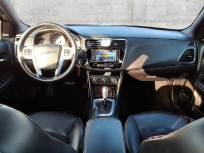2014 Chrysler 200 Limited