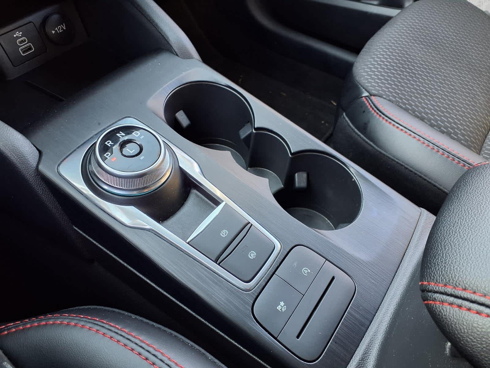 2025 Ford Escape ST-Line Select