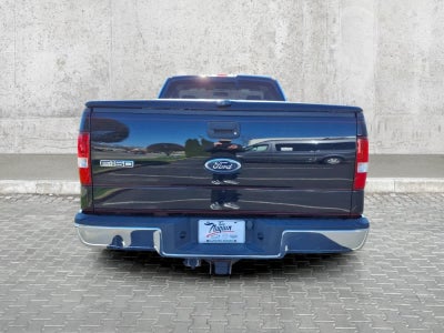 2004 Ford F-150 Base