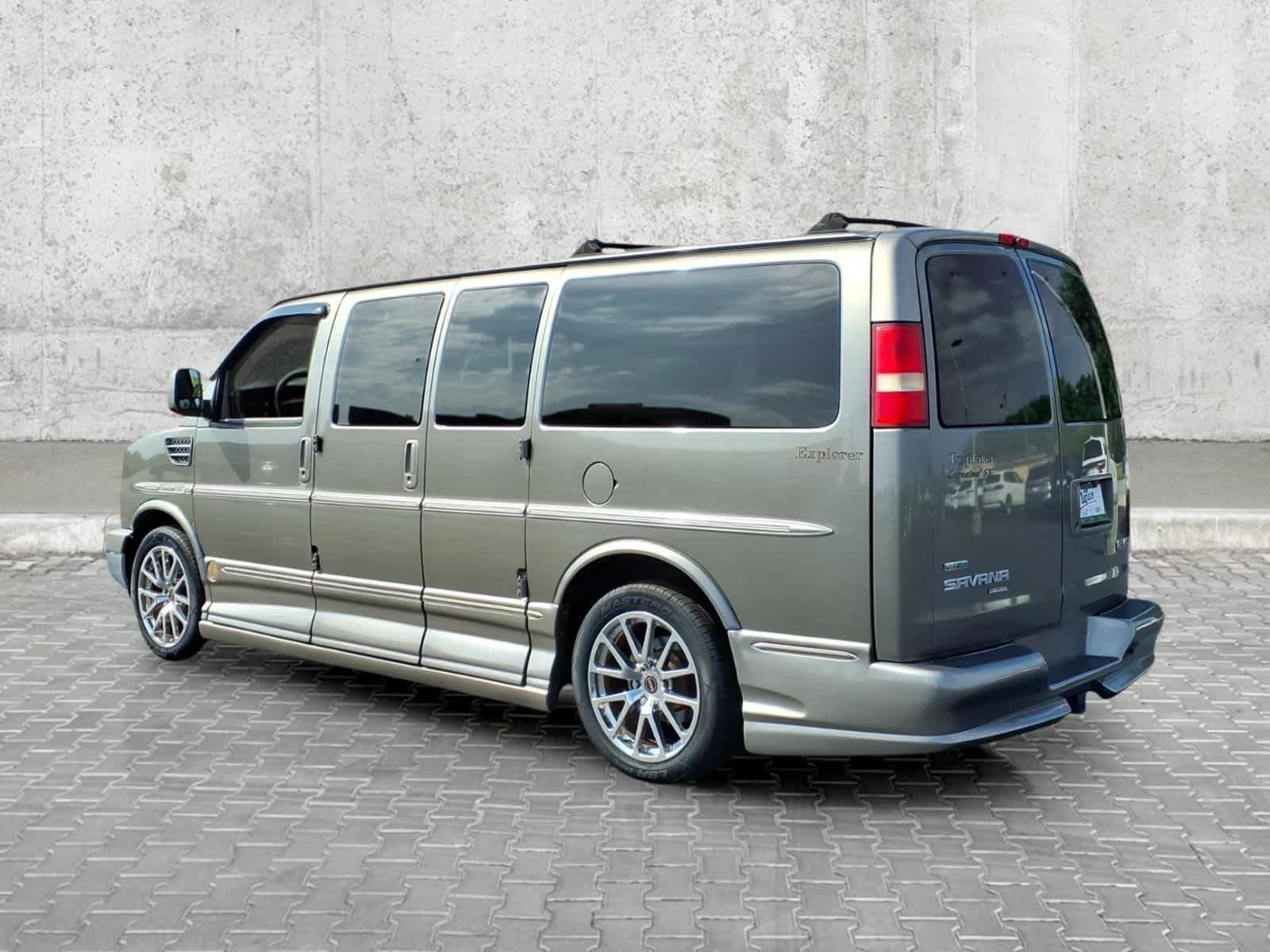 2011 GMC Savana Cargo Van YF7 Upfitter
