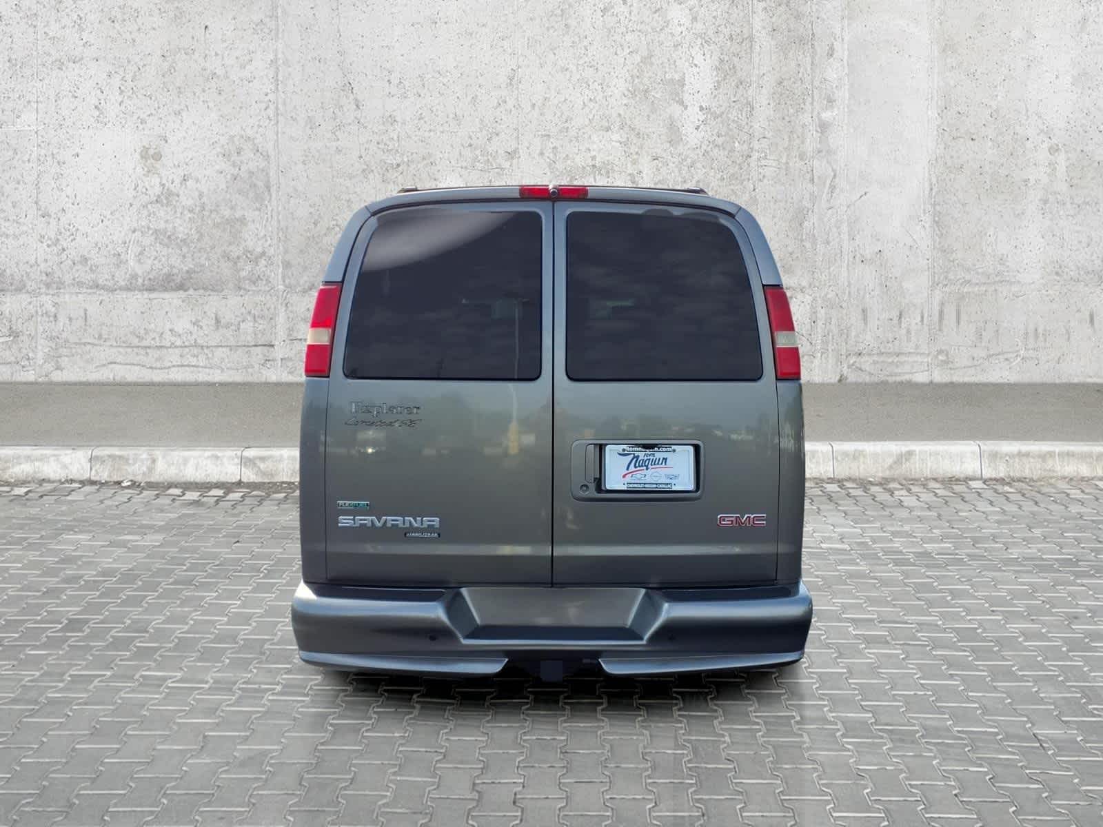 2011 GMC Savana Cargo Van YF7 Upfitter