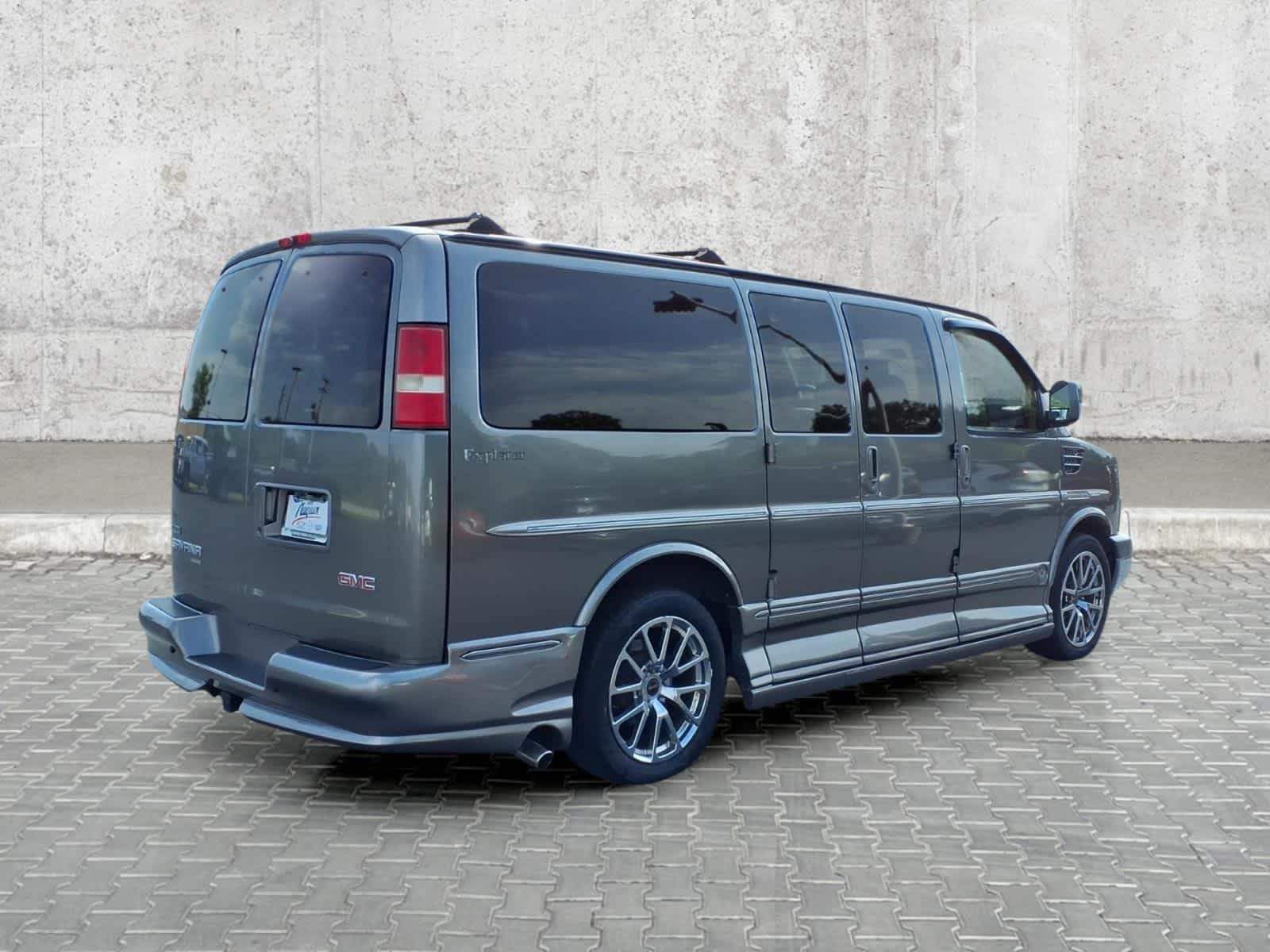 2011 GMC Savana Cargo Van YF7 Upfitter