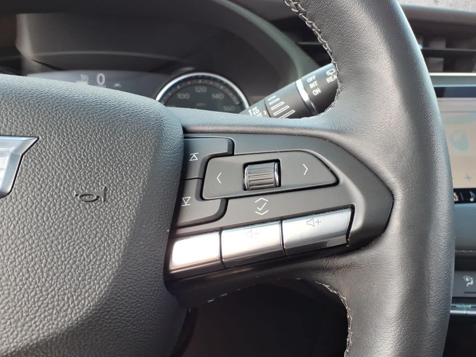 2022 Cadillac XT4 AWD Luxury