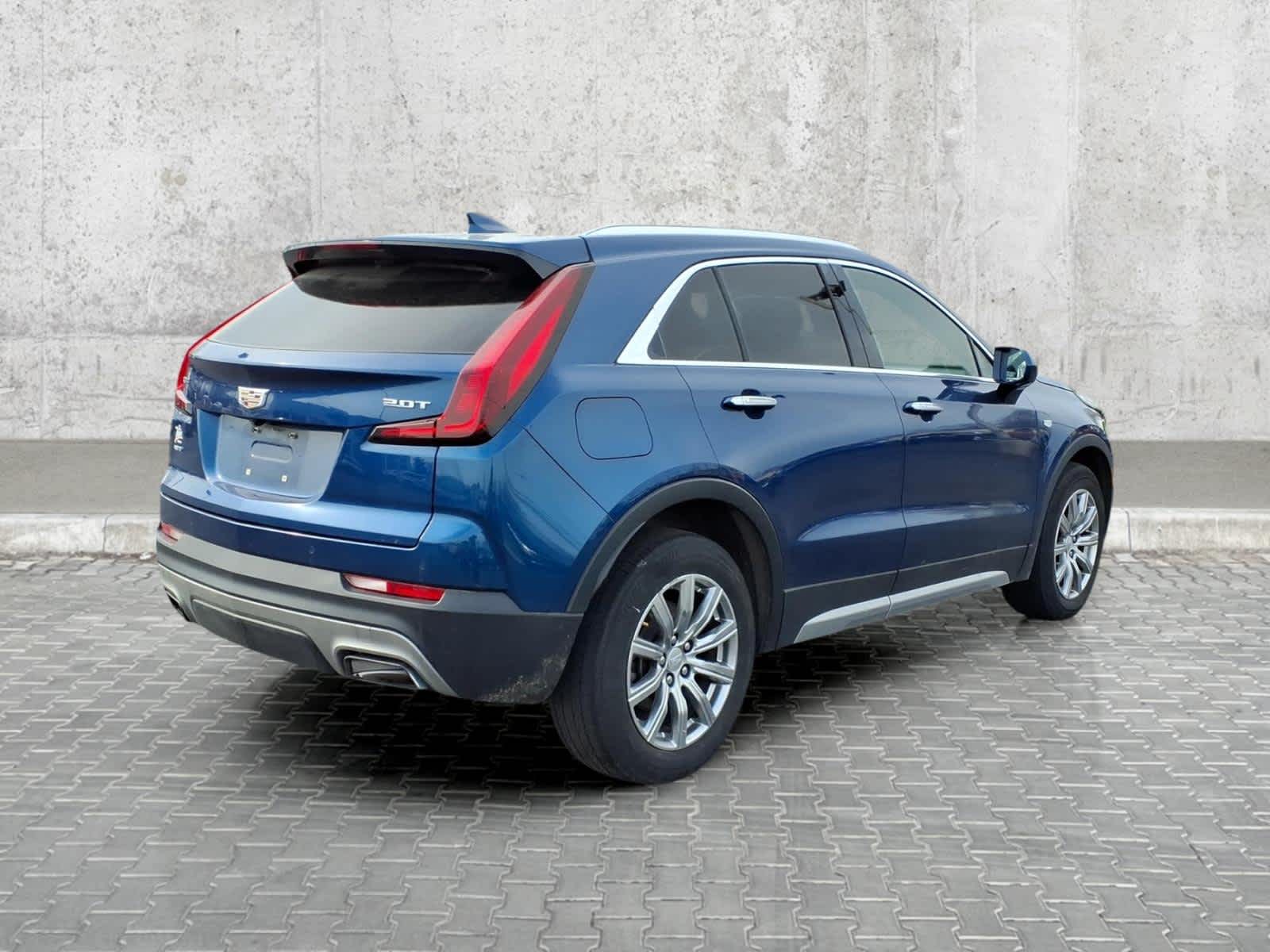 2019 Cadillac XT4 AWD Premium Luxury