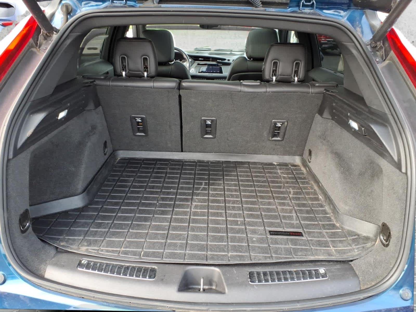 2019 Cadillac XT4 AWD Premium Luxury