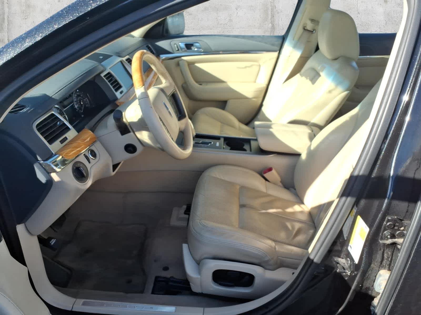 2009 Lincoln MKS Base