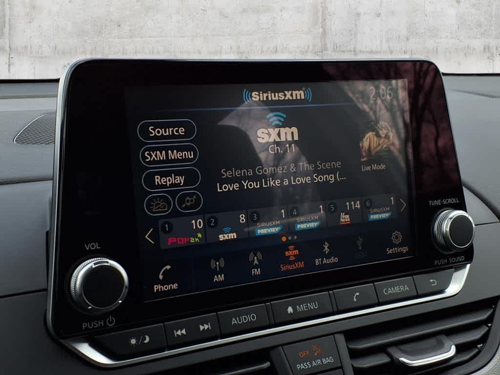 2025 Nissan Altima SR