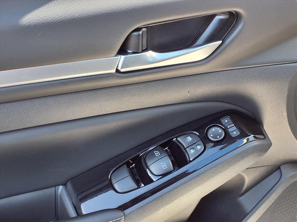 2025 Nissan Altima SL