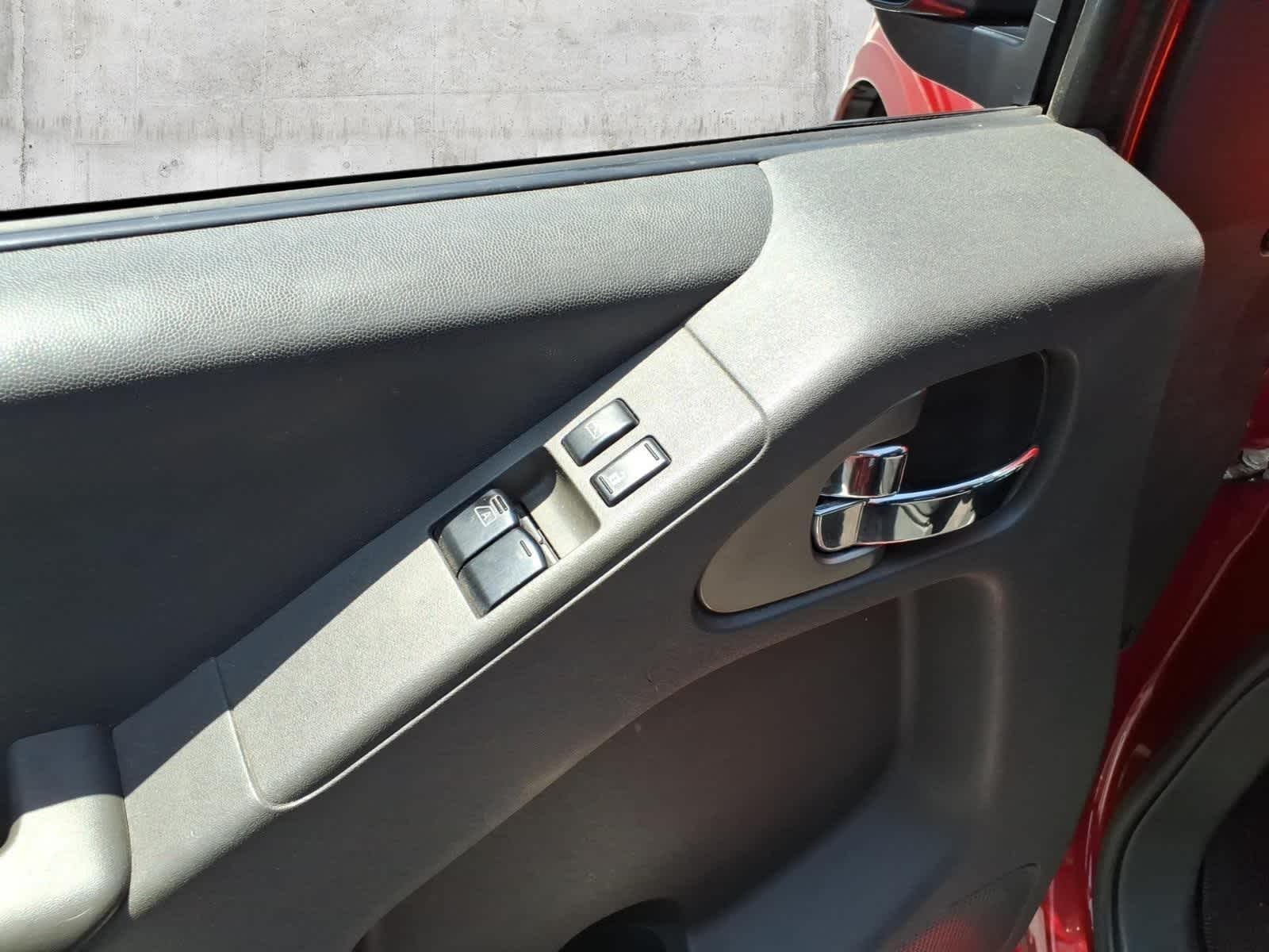 2017 Nissan Frontier SV