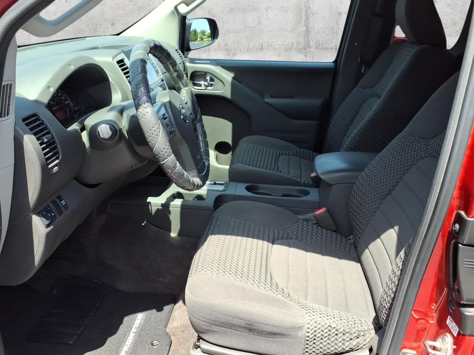 2017 Nissan Frontier SV