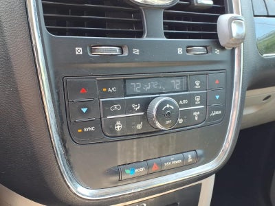 2013 Chrysler Town & Country Touring-L