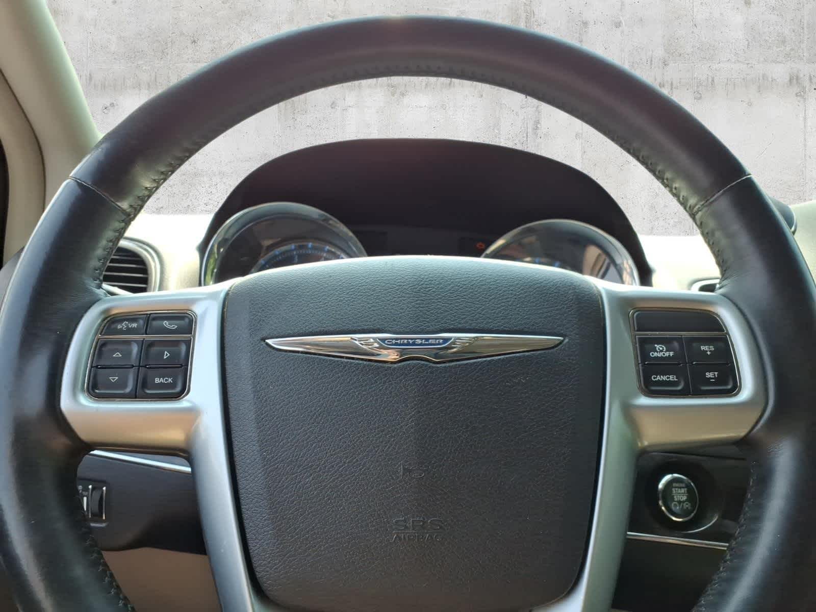 2013 Chrysler Town & Country Touring-L