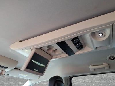 2013 Chrysler Town & Country Touring-L