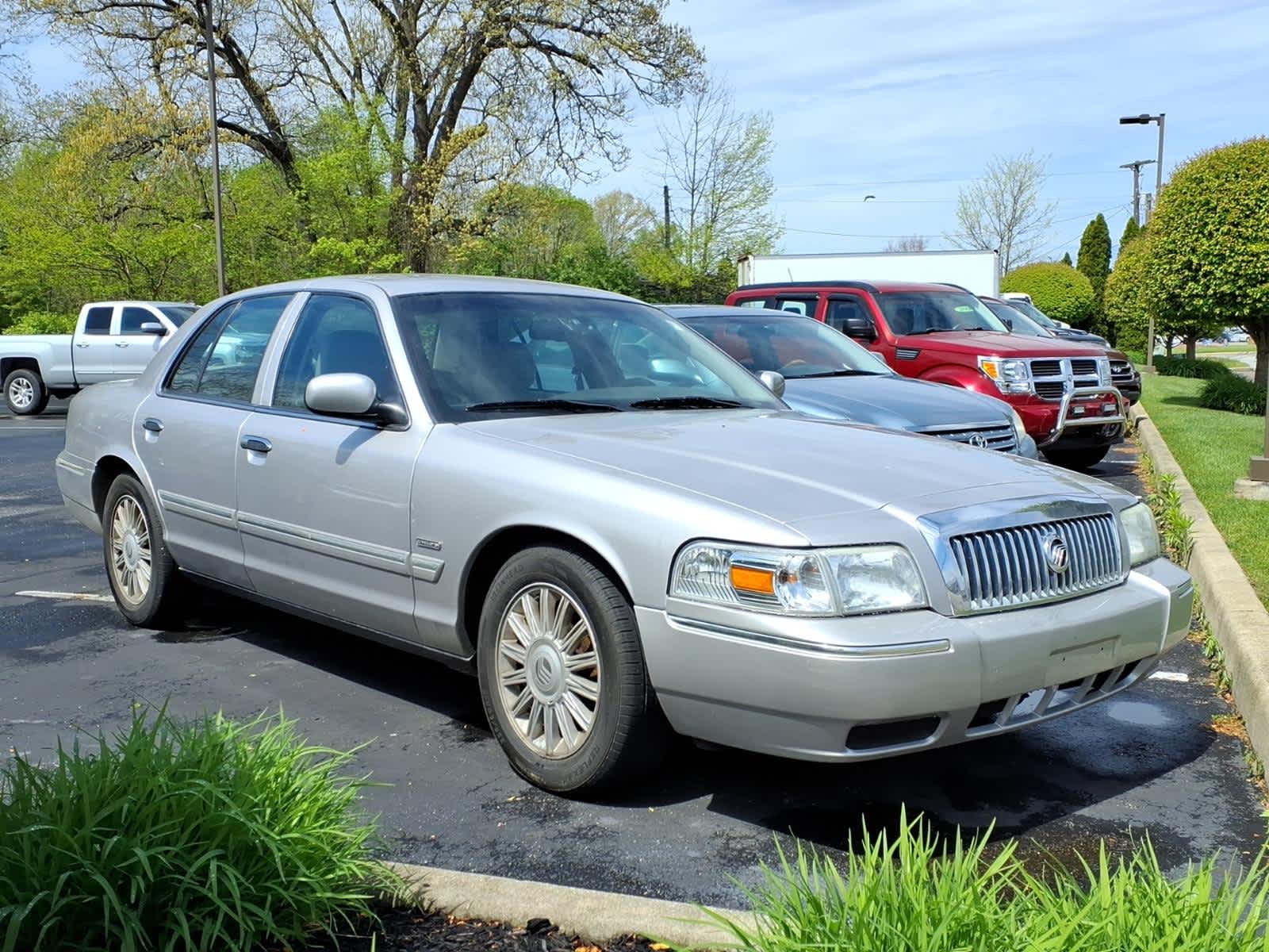 2010 Mercury Grand Marquis Base