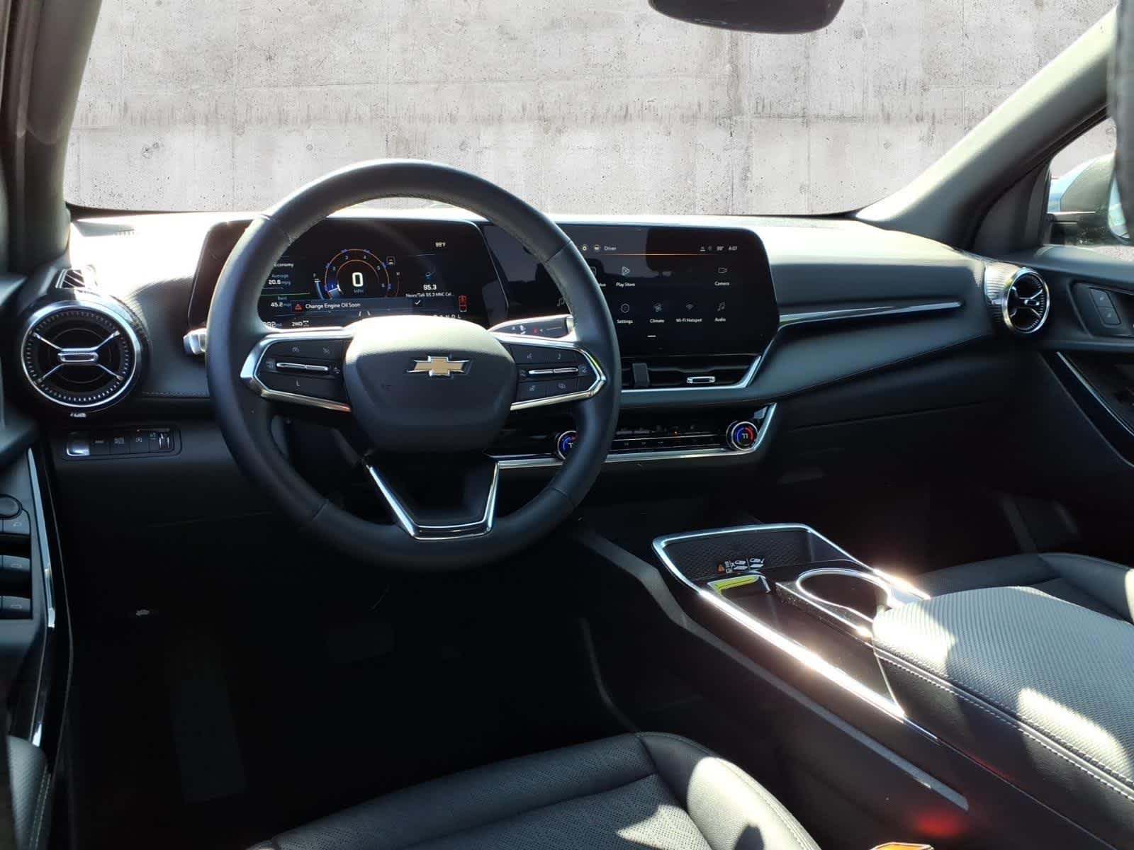 2025 Chevrolet Equinox AWD LT