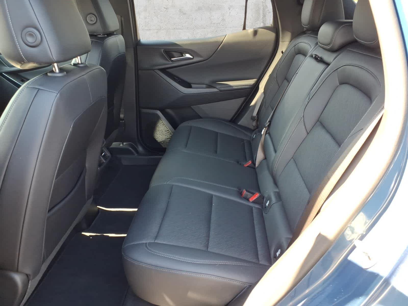 2025 Chevrolet Equinox AWD LT