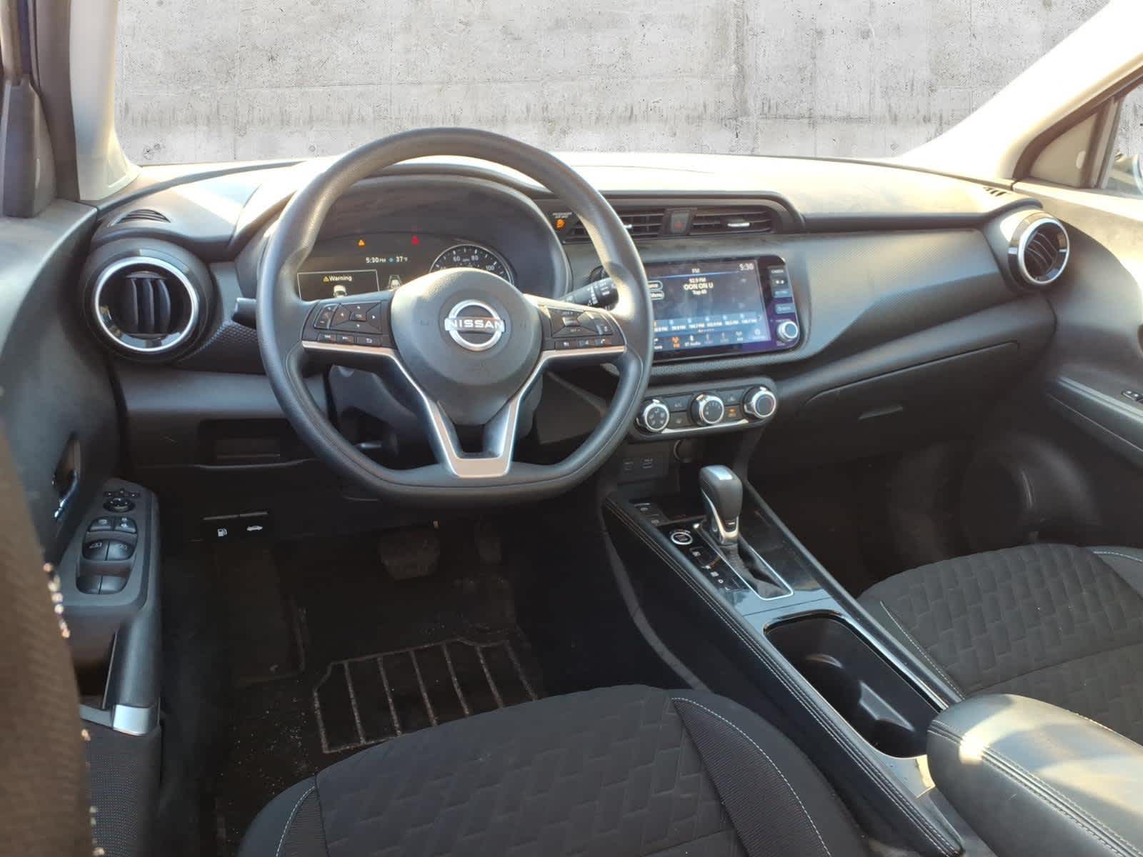 2023 Nissan Kicks SV