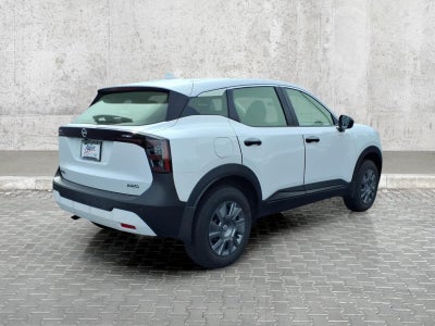 2025 Nissan Kicks S
