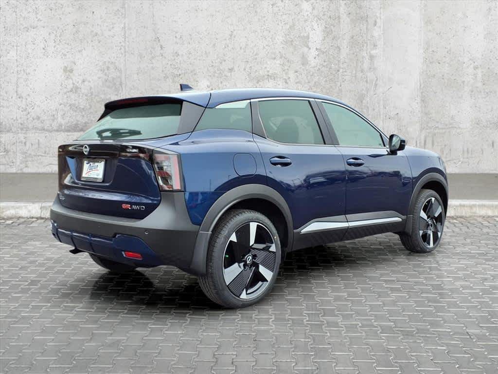 2025 Nissan Kicks SR