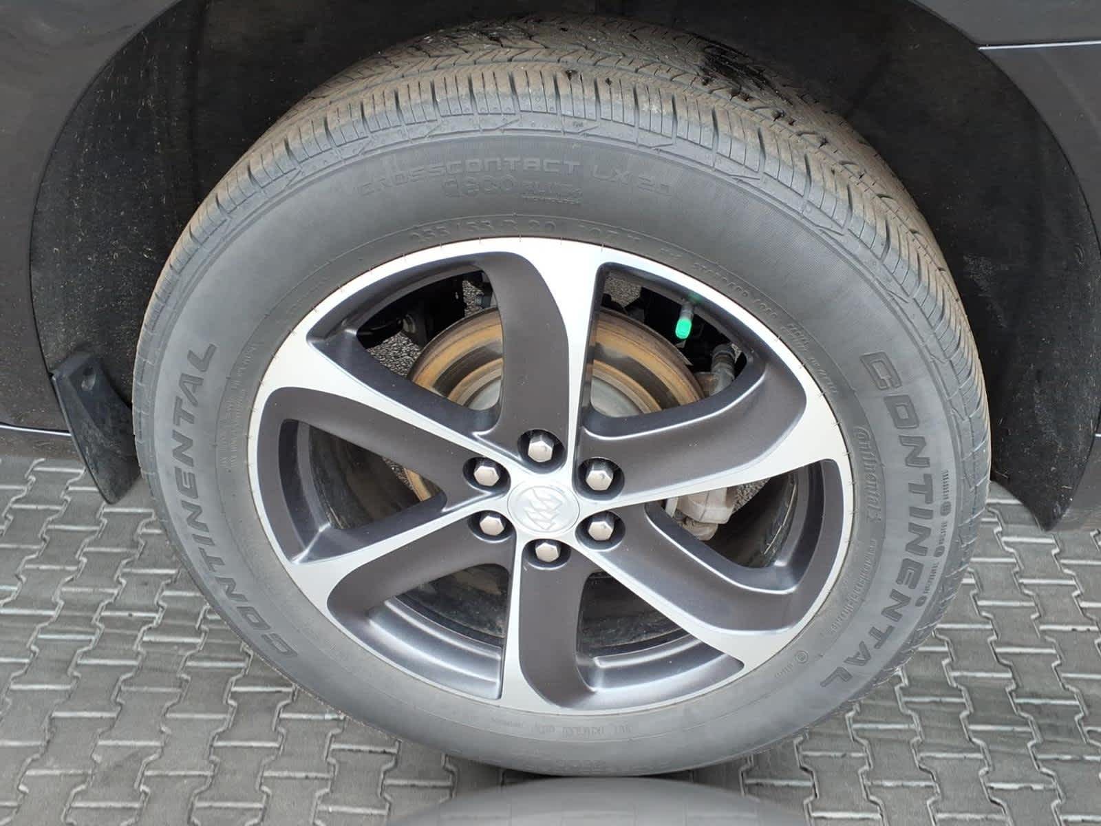 2021 Buick Enclave Essence