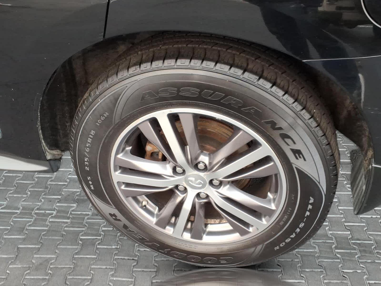 2017 INFINITI QX60 Base