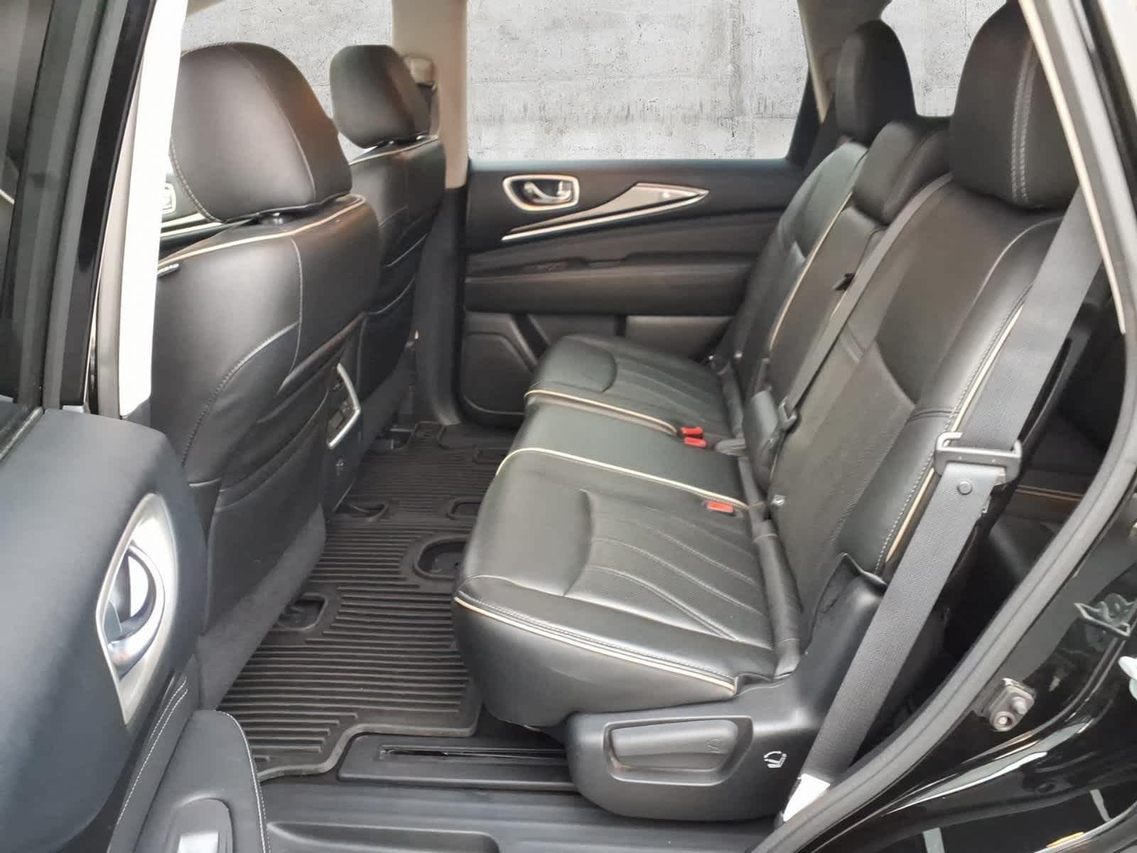 2017 INFINITI QX60 Base