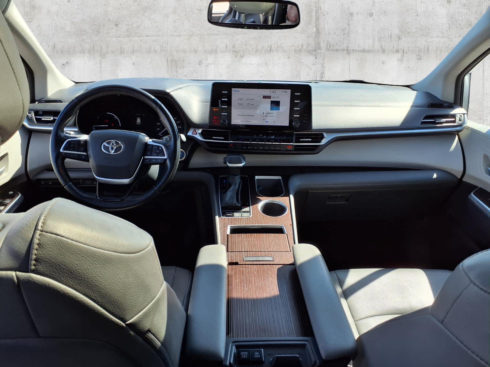 2022 Toyota Sienna XLE