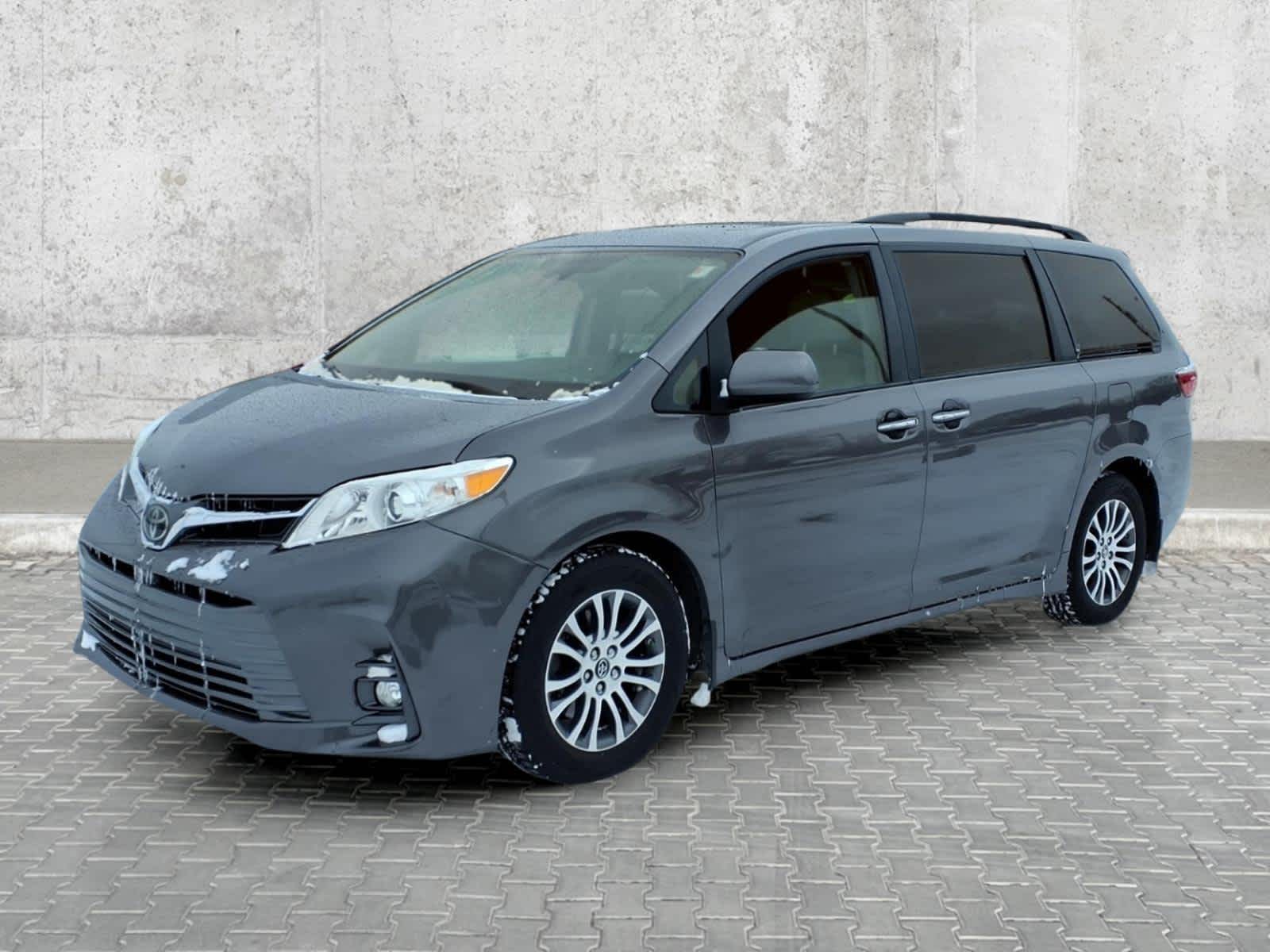 2018 Toyota Sienna XLE Premium