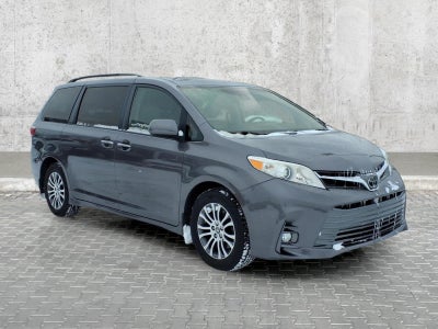 2018 Toyota Sienna XLE Premium