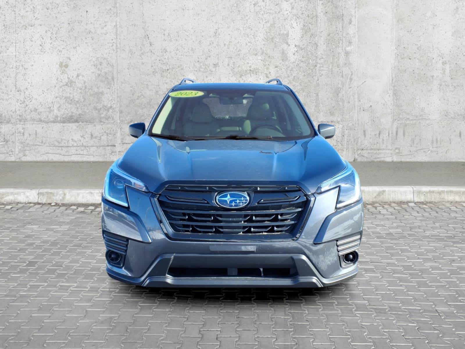 2023 Subaru Forester Base