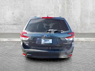 2023 Subaru Forester Base