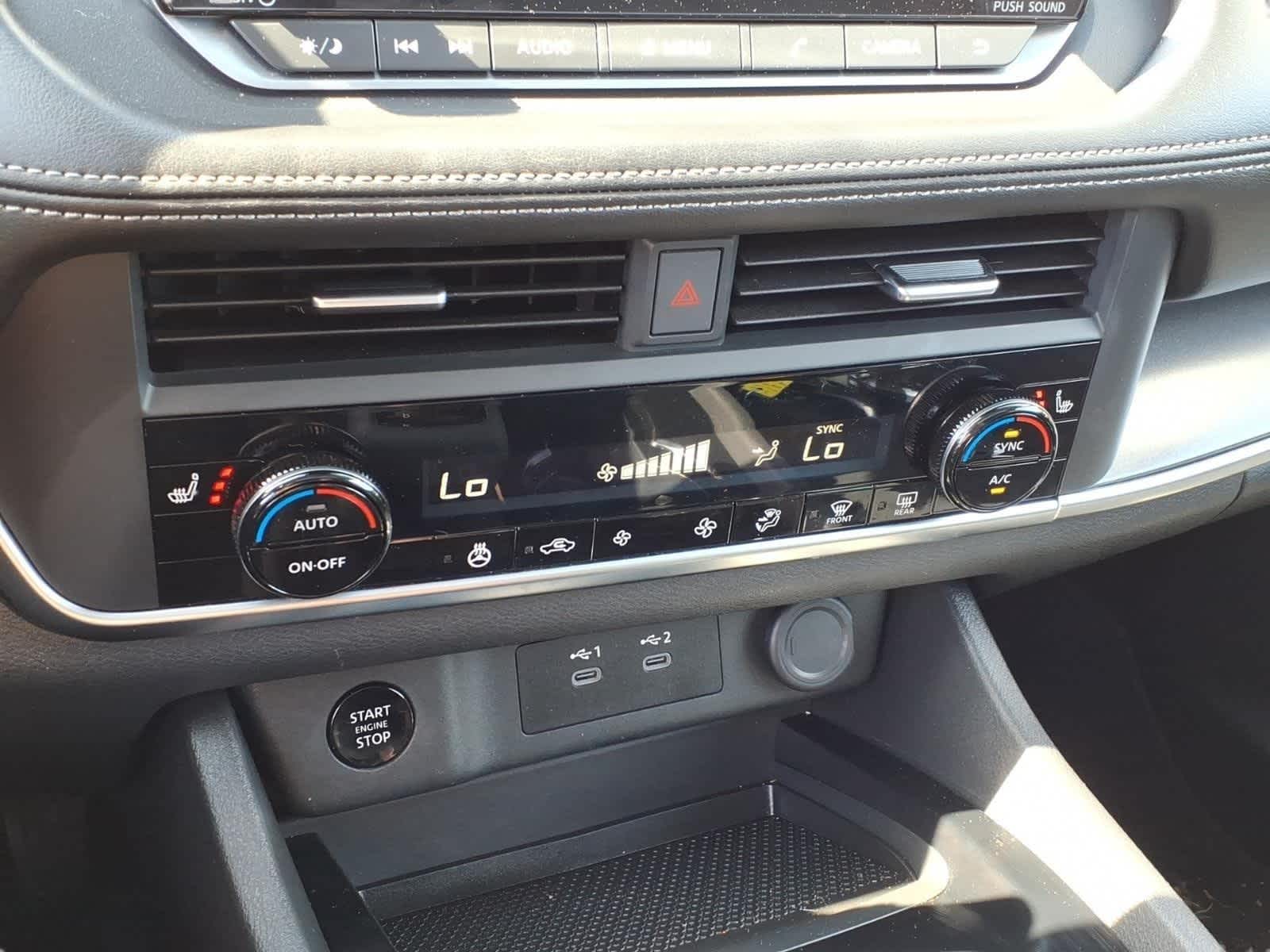 2024 Nissan Rogue SV
