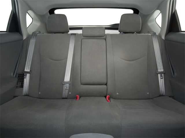 2010 Toyota Prius III
