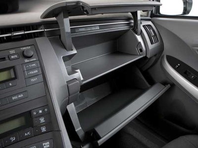 2010 Toyota Prius III