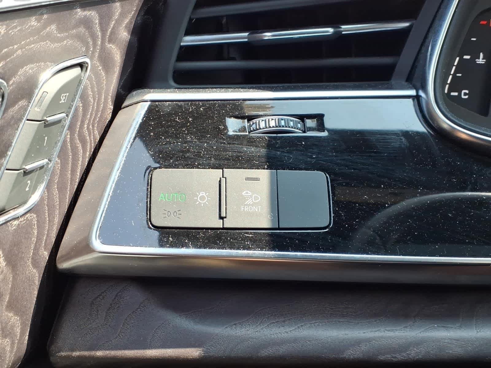 2019 Audi Q8 Premium