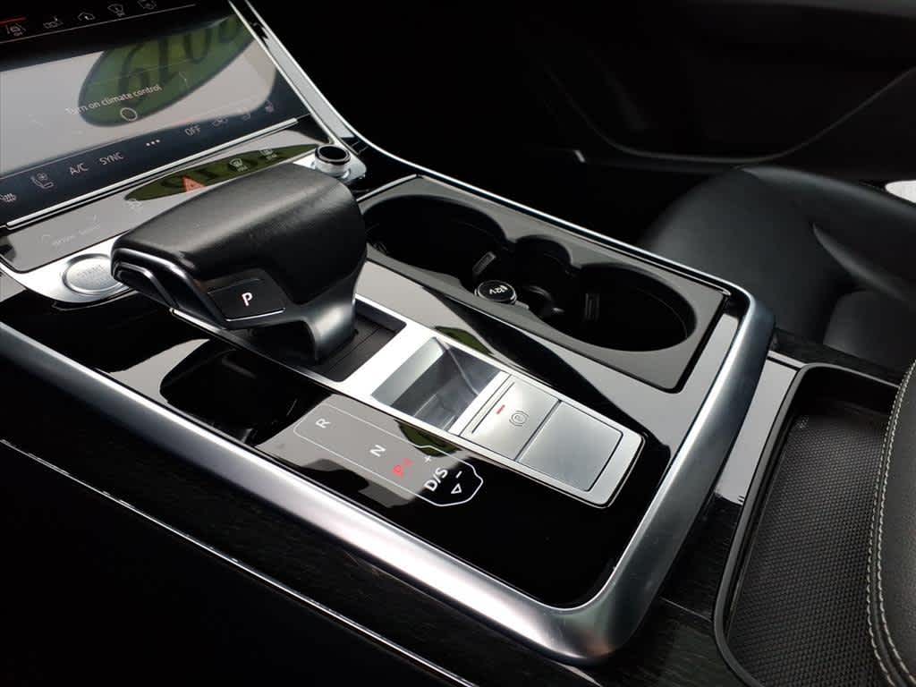 2019 Audi Q8 Prestige