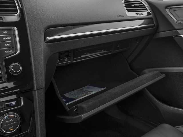 2016 Volkswagen Golf R Base