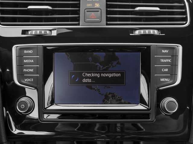 2016 Volkswagen Golf R Base