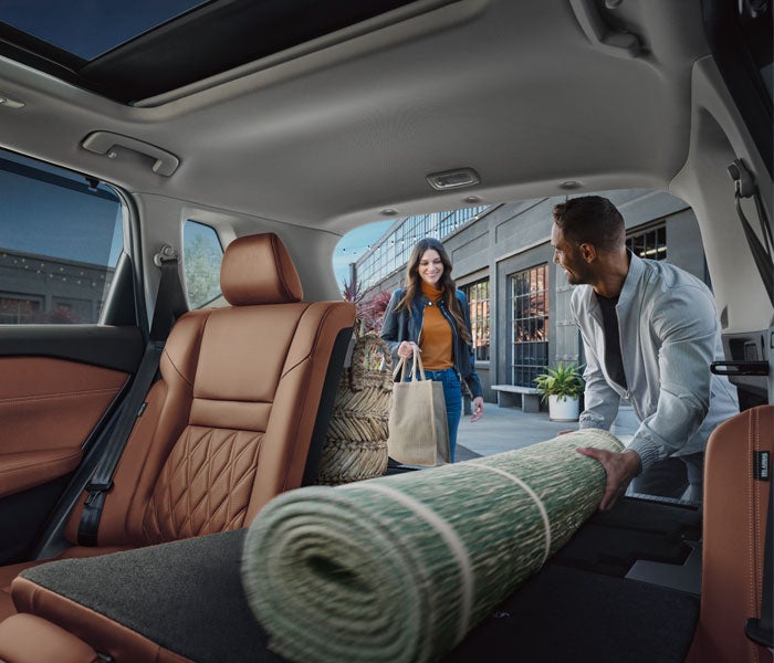 Tom Naquin Nissan in Elkhart IN