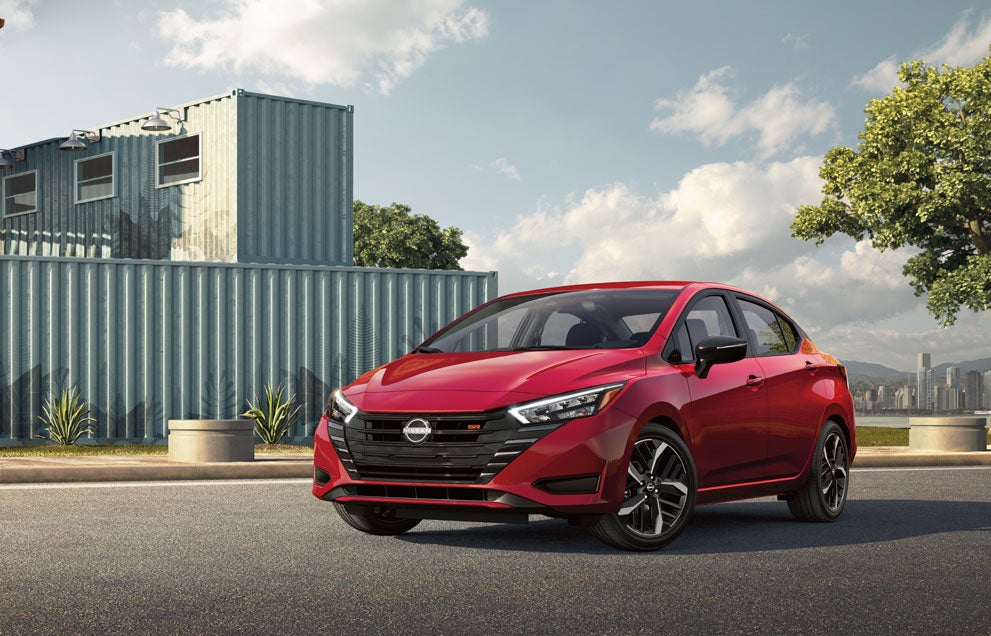 Tom Naquin Nissan in Elkhart IN