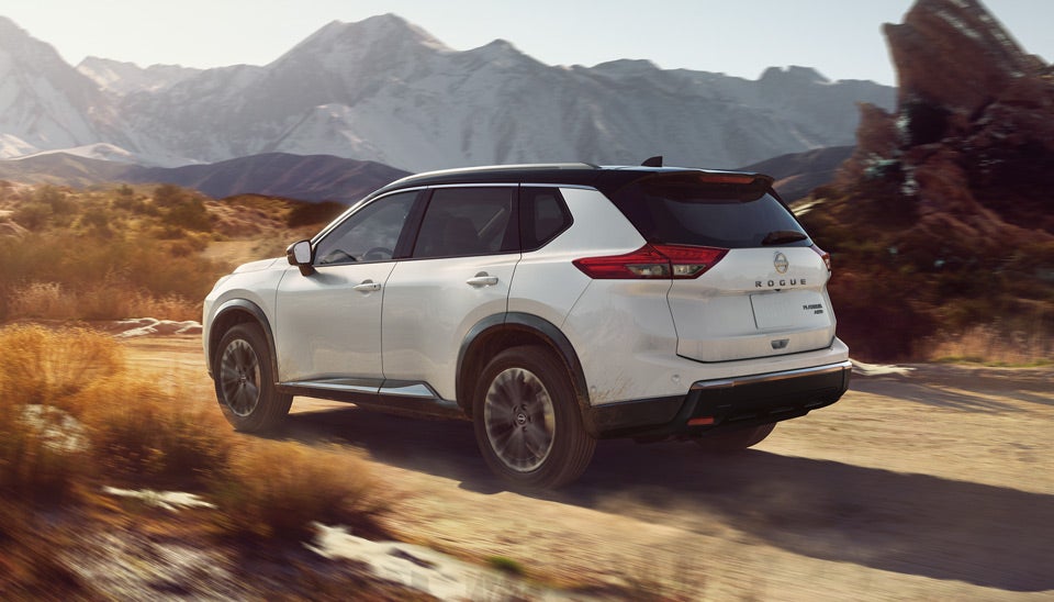 Tom Naquin Nissan in Elkhart IN