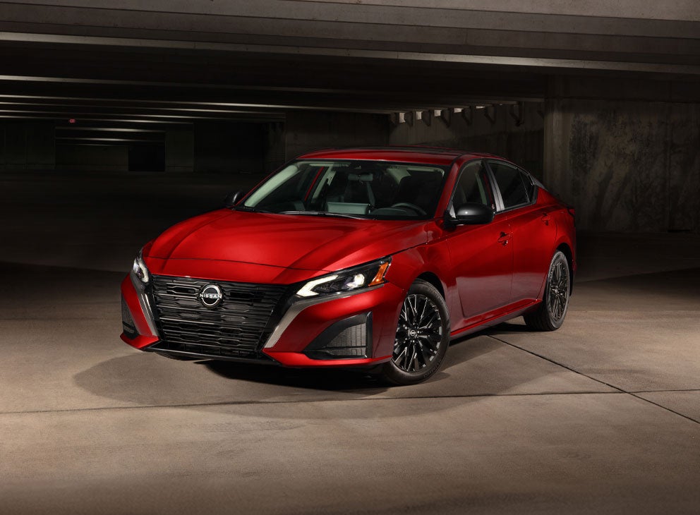 Tom Naquin Nissan in Elkhart IN