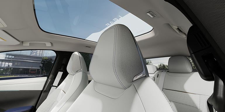 Tom Naquin Nissan in Elkhart IN