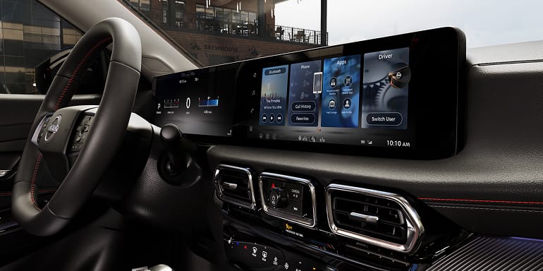 Tom Naquin Nissan in Elkhart IN